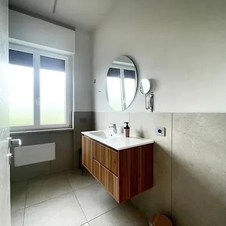 Unicumhouse Arena Stazione Porta Nuova Fiera *